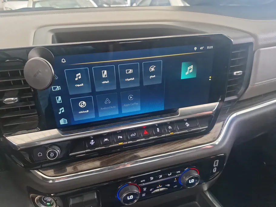 2023 Chevrolet Silverado LT 