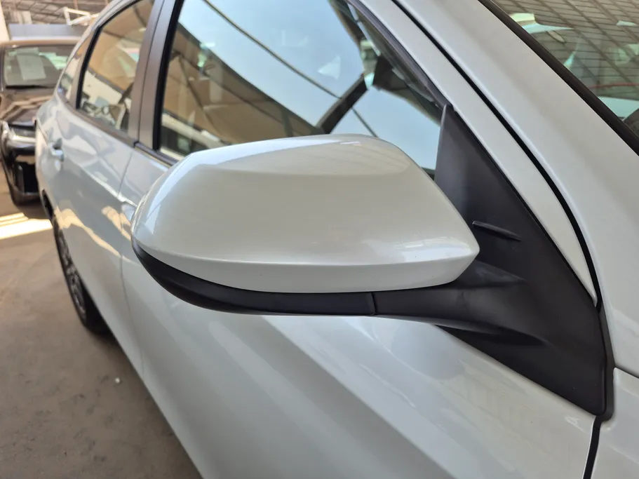 2024 Toyota Yaris  Y 