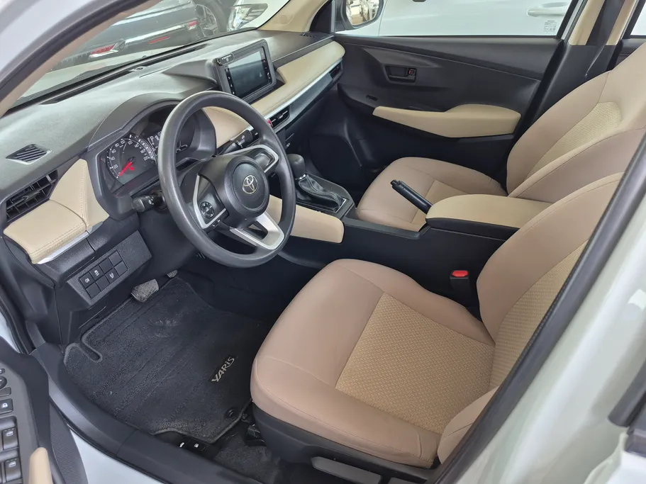 2024 Toyota Yaris  Y 