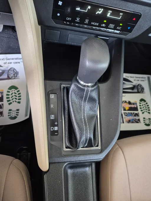 2024 Toyota Yaris  Y 