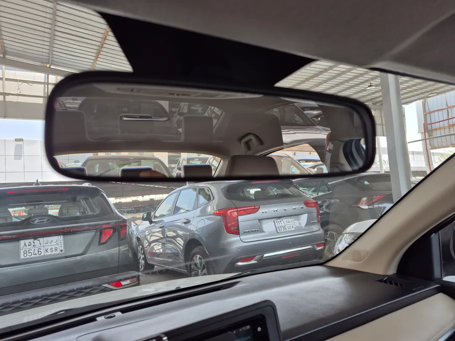 2024 Toyota Yaris  Y 