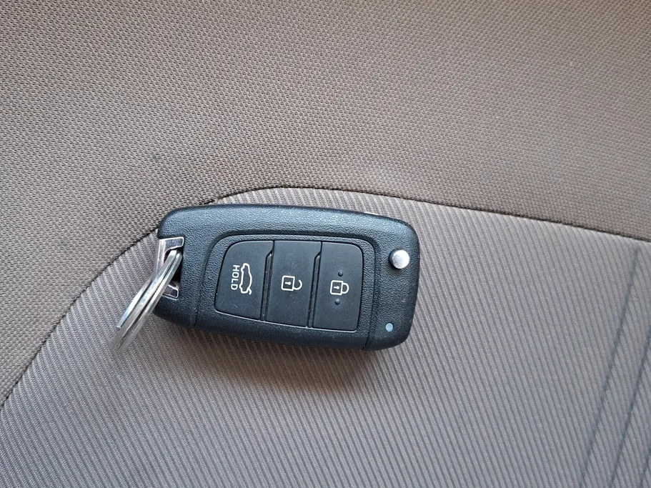 2025 Hyundai Accent Smart 