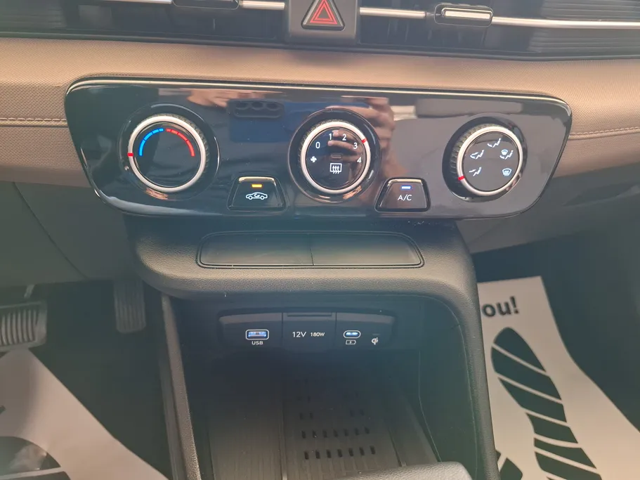 2025 Hyundai Accent Smart 