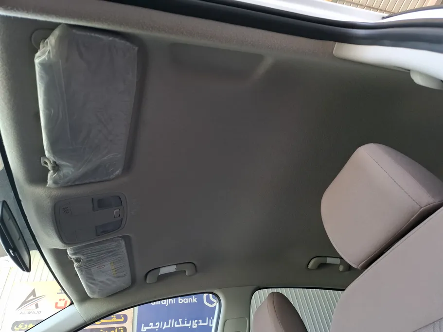 2025 Hyundai Accent Smart 