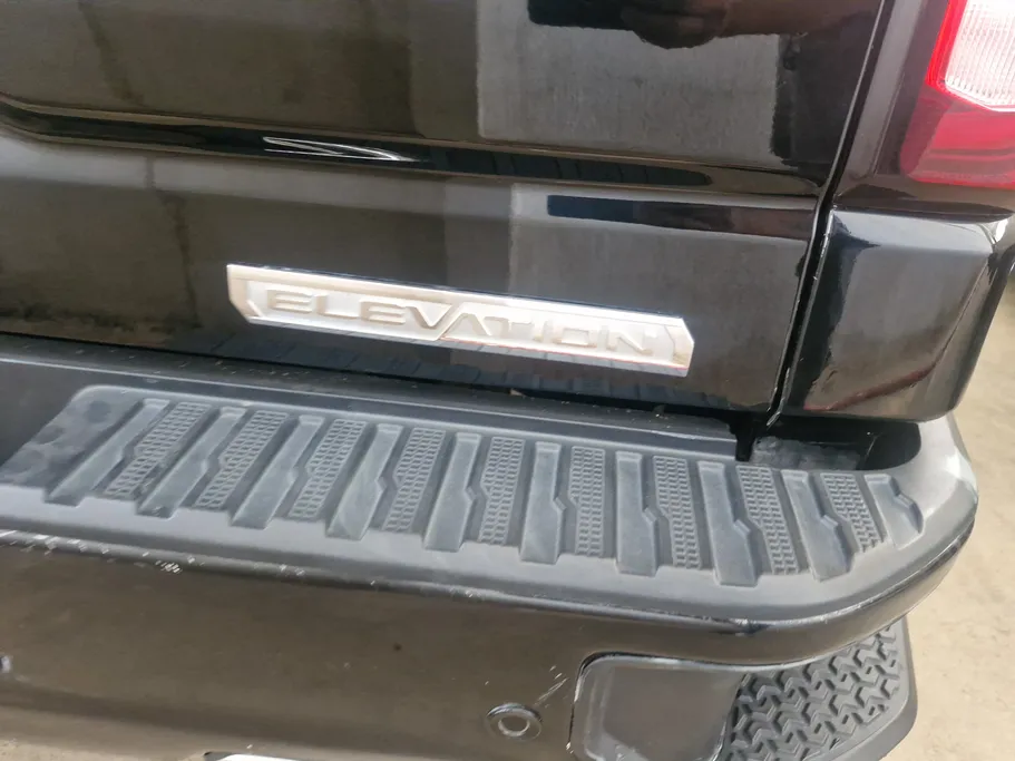 2022 GMC Sierra Elevation 