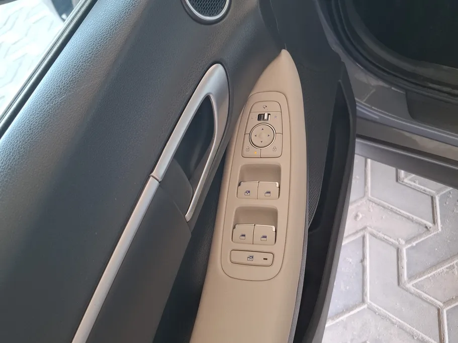 2025 Hyundai Sonata Smart 