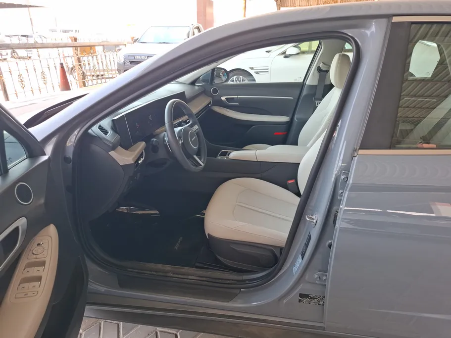 2025 Hyundai Sonata Smart 
