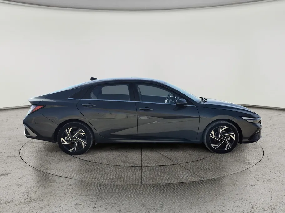 2025 Hyundai Elantra Comfort China 