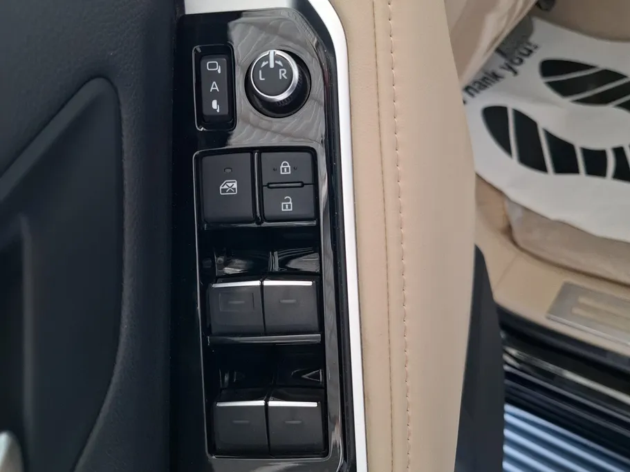 2024 Toyota Land Cruiser GXR 
