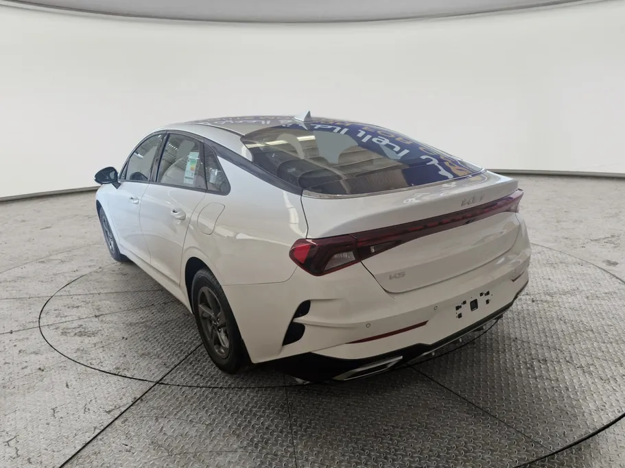 2023 Kia K5 LX 