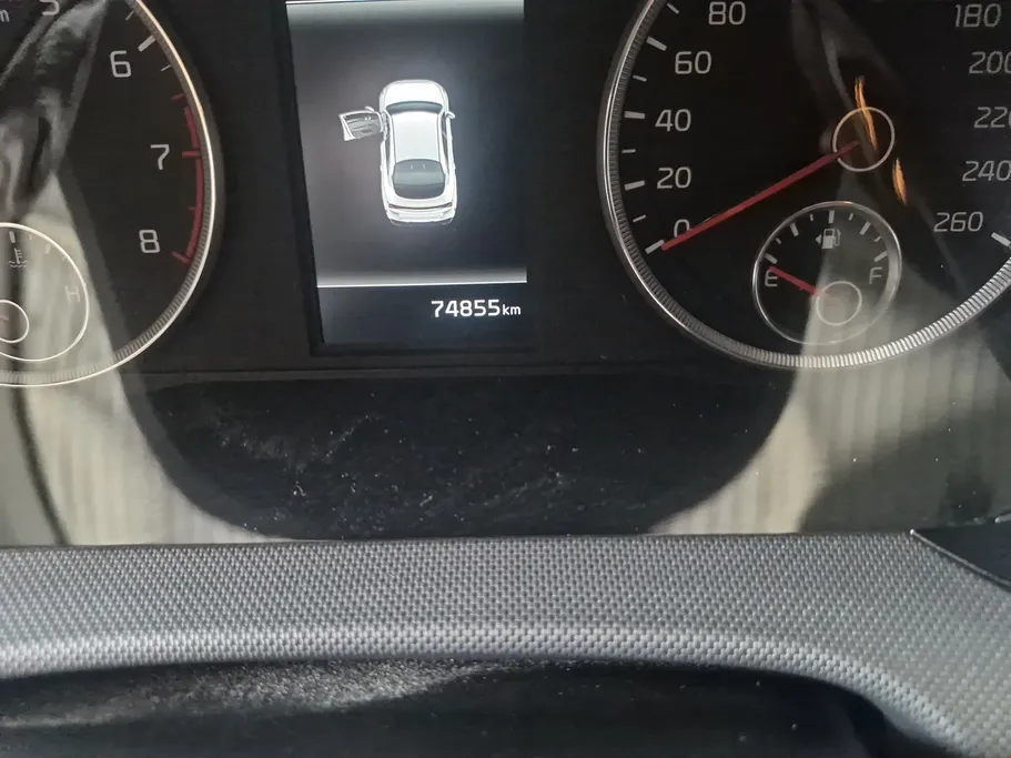 2023 Kia K5 LX 