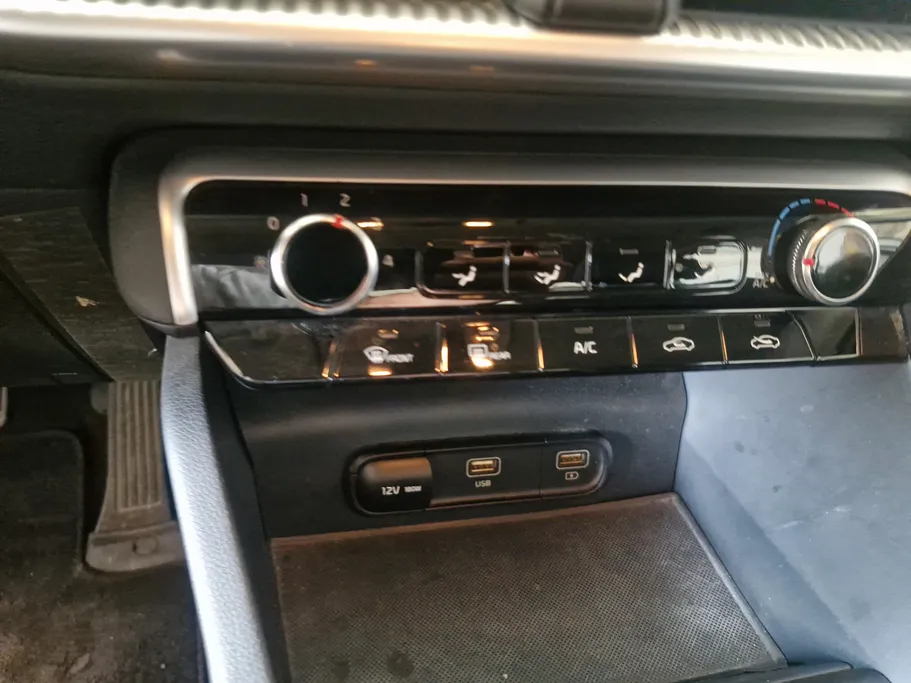 2023 Kia K5 LX 