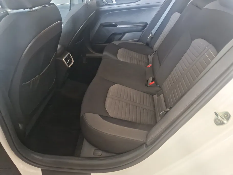2023 Kia K5 LX 