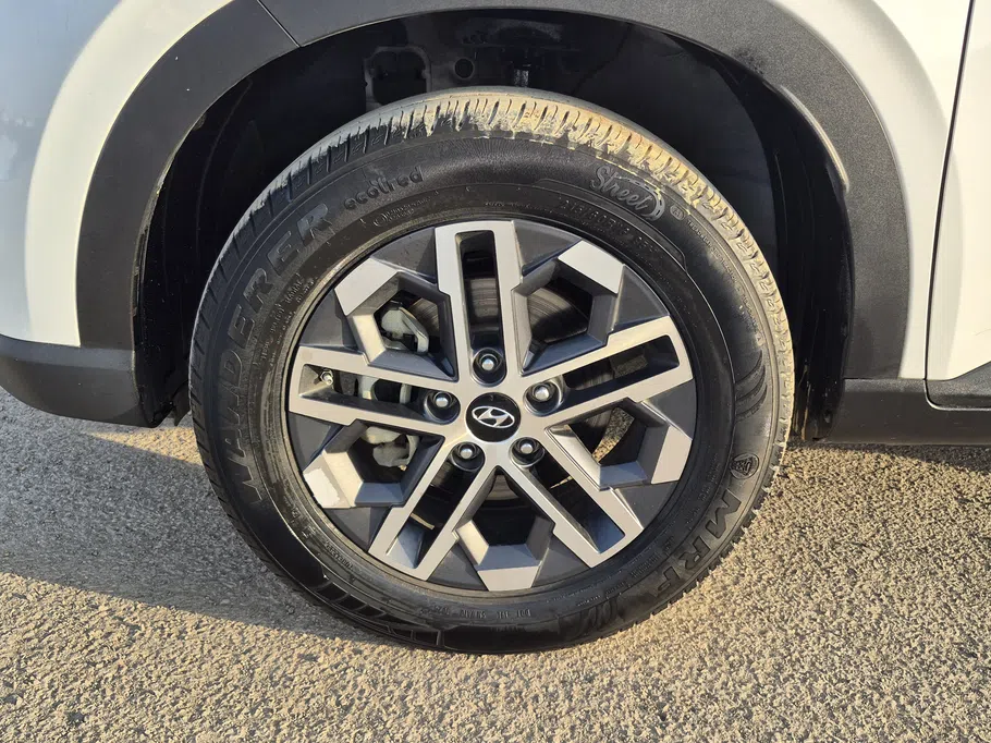 2025 Hyundai Venue Smart 