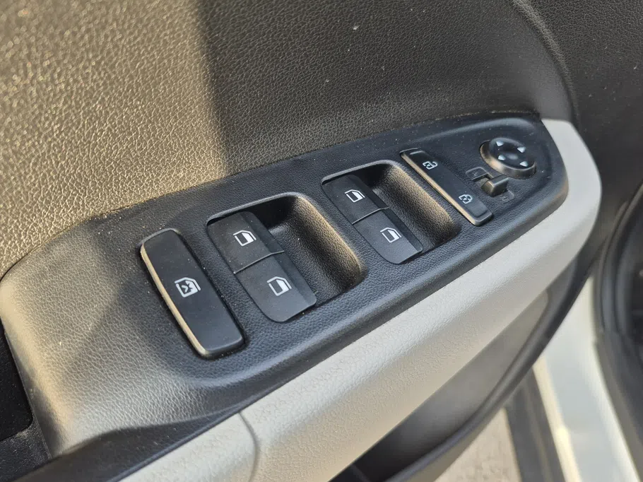 2025 Hyundai Venue Smart 