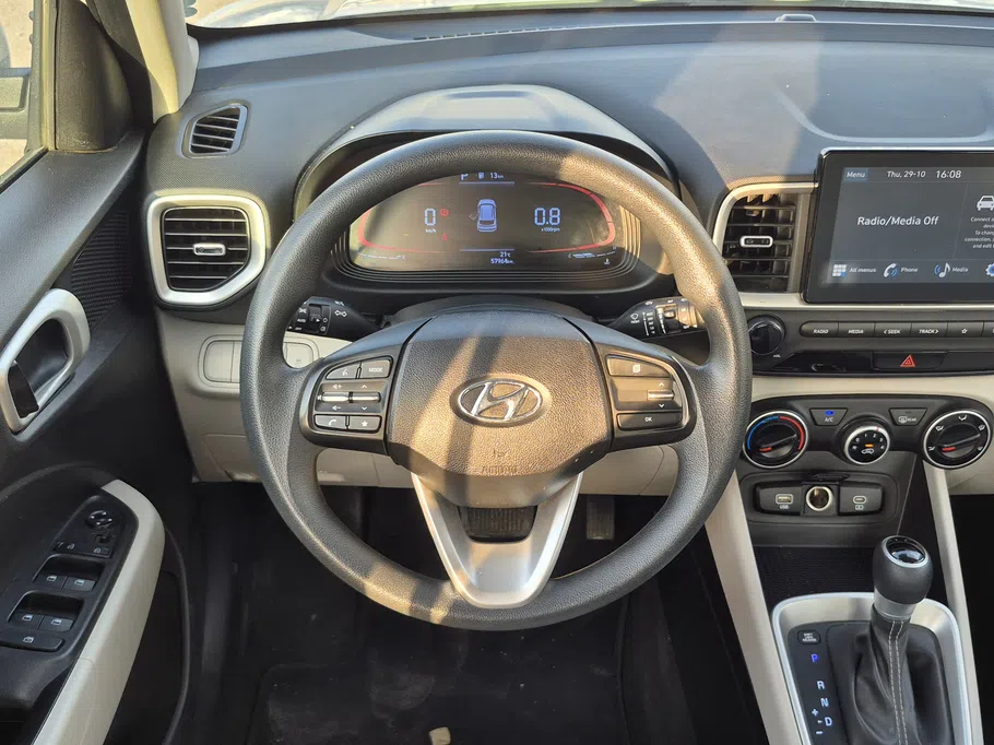 2025 Hyundai Venue Smart 