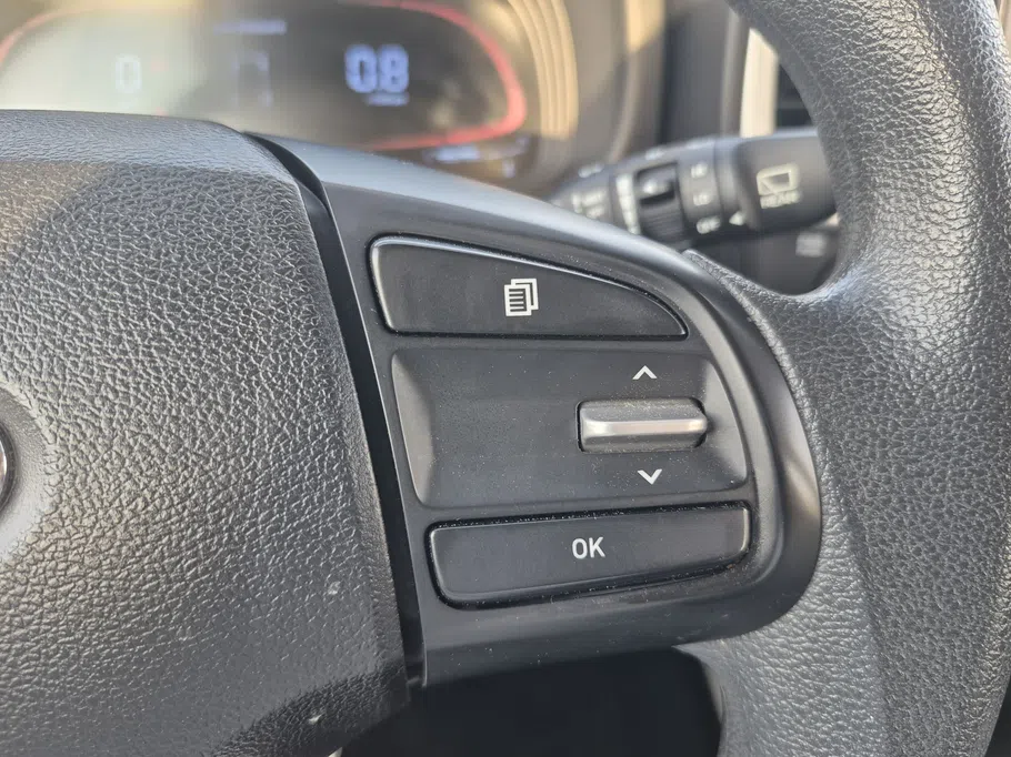 2025 Hyundai Venue Smart 