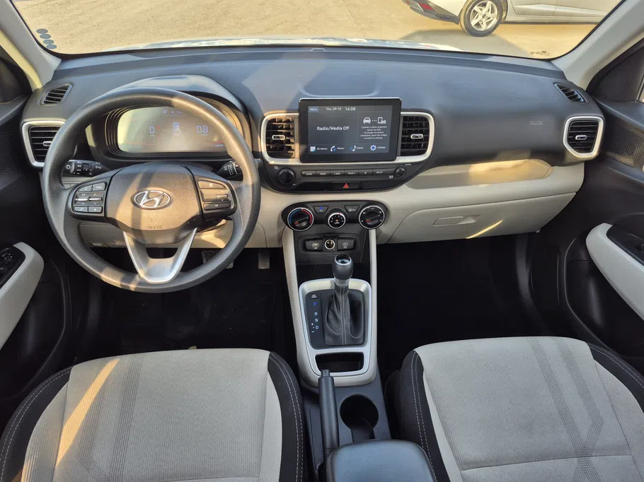 2025 Hyundai Venue Smart 
