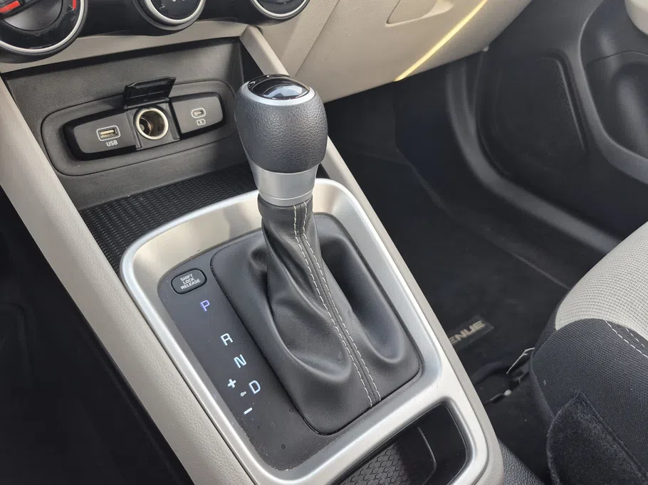 2025 Hyundai Venue Smart 