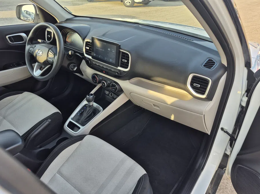 2025 Hyundai Venue Smart 