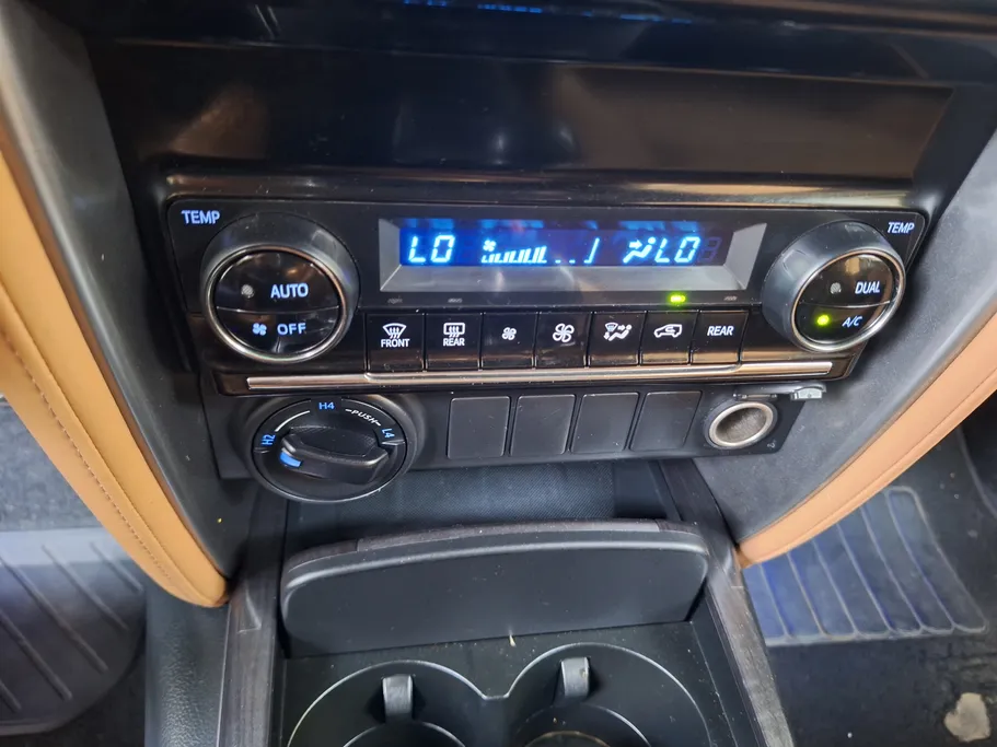 2023 Toyota Fortuner VX 