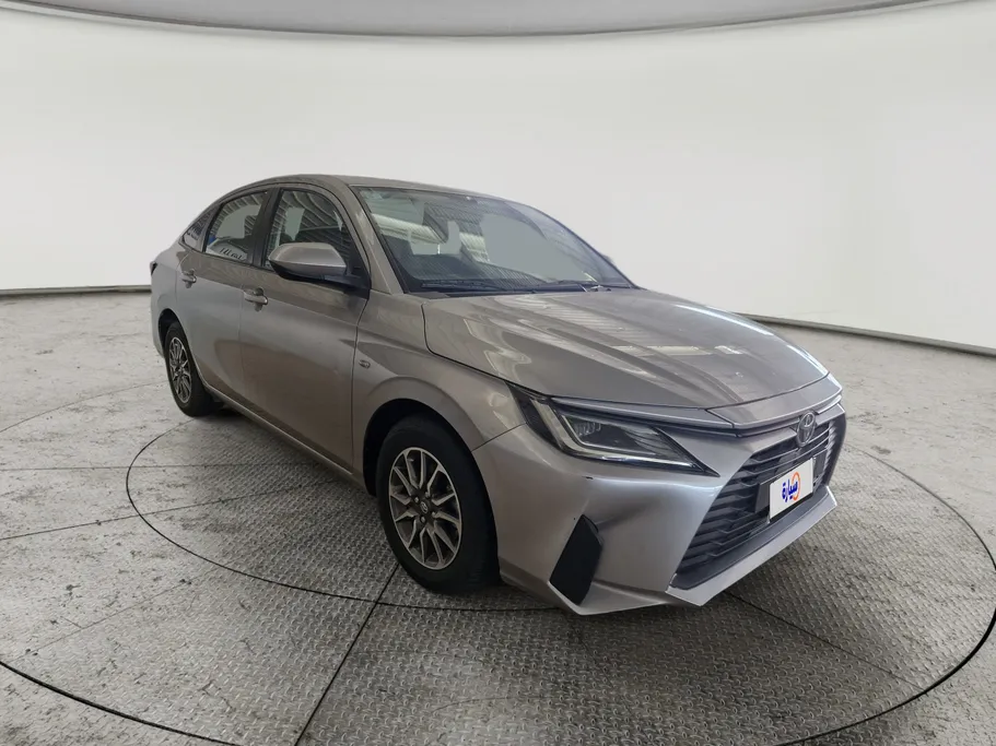 2024 Toyota Yaris  Y 
