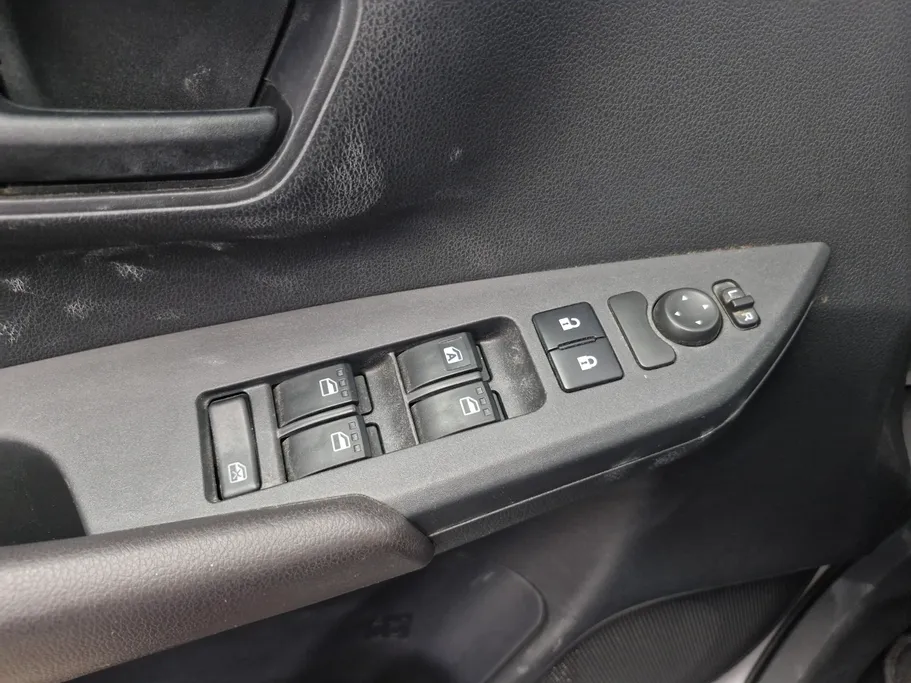 2024 Toyota Yaris  Y 