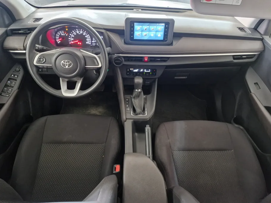 2024 Toyota Yaris  Y 