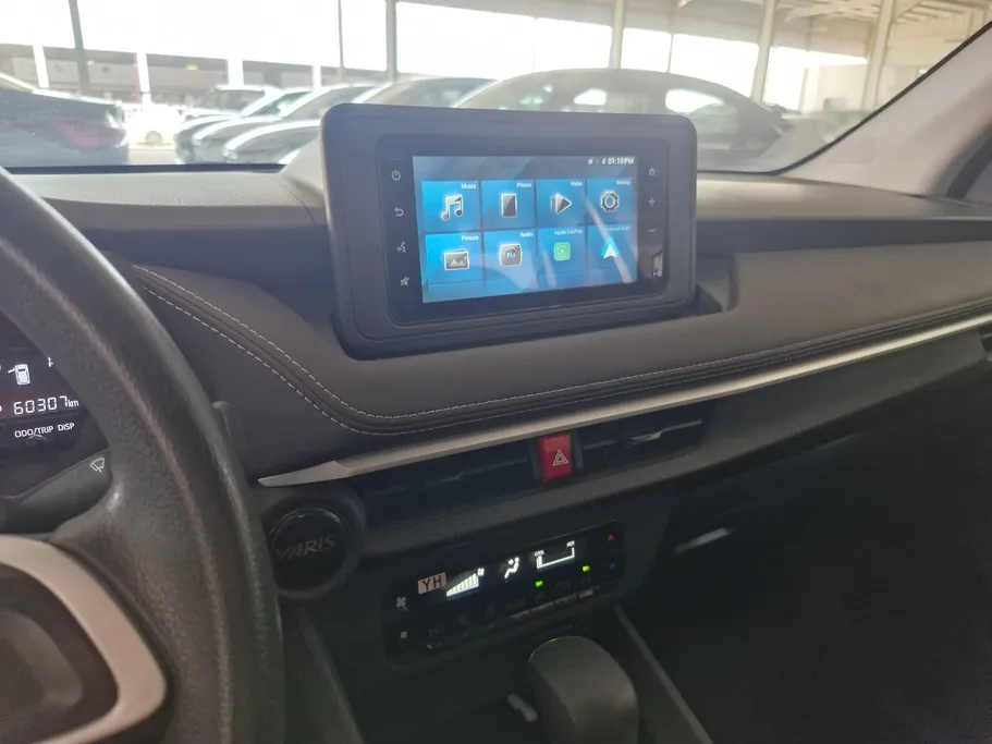 2024 Toyota Yaris  Y 
