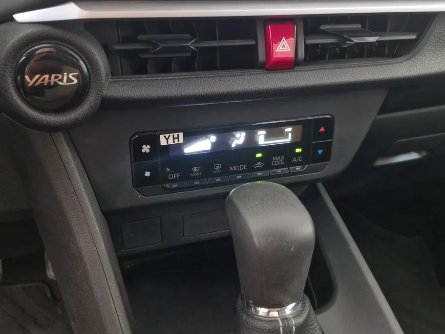 2024 Toyota Yaris  Y 