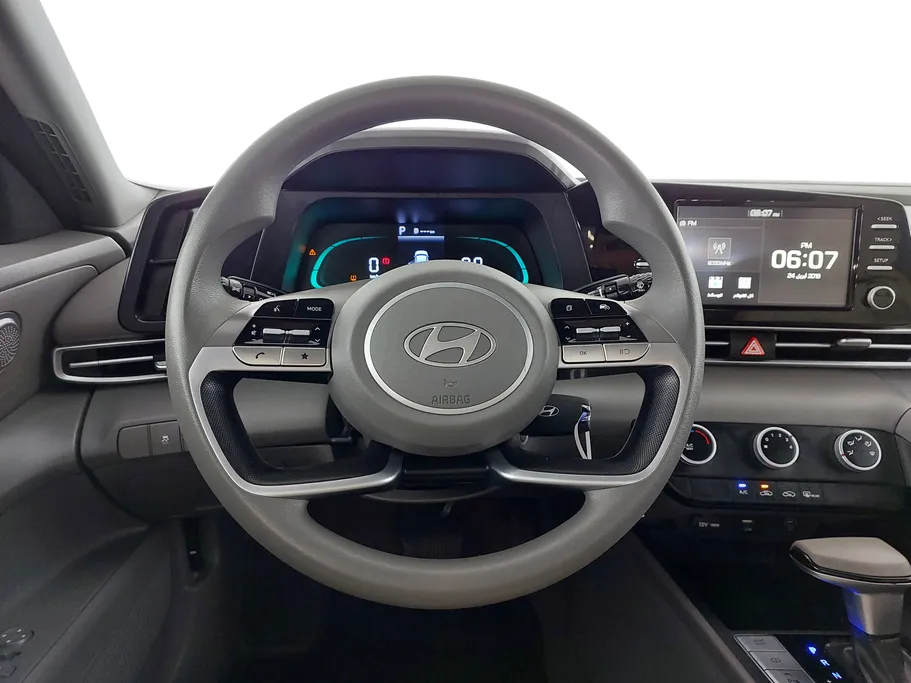 2025 Hyundai Elantra Fleet 