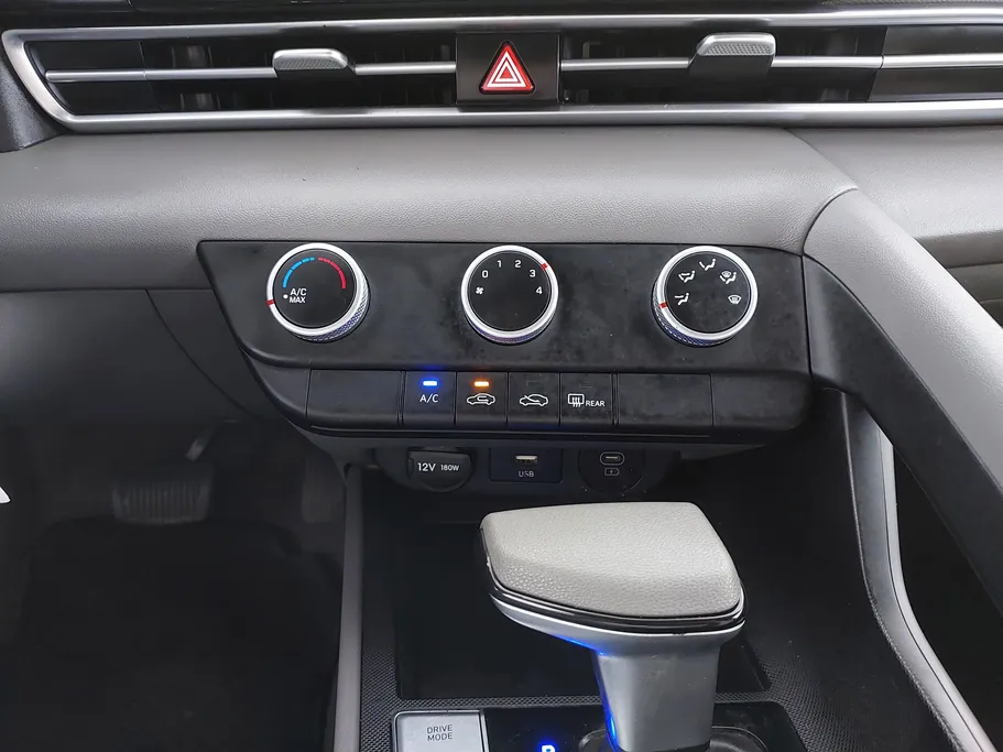 2025 Hyundai Elantra Fleet 