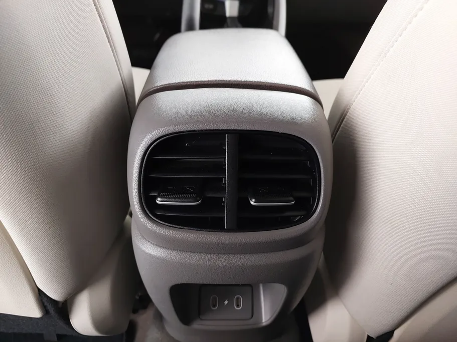 2025 Hyundai Elantra Fleet 