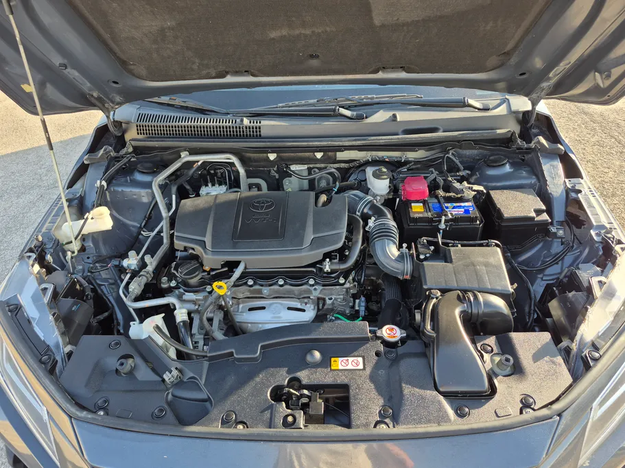 2023 Toyota Yaris  Y 