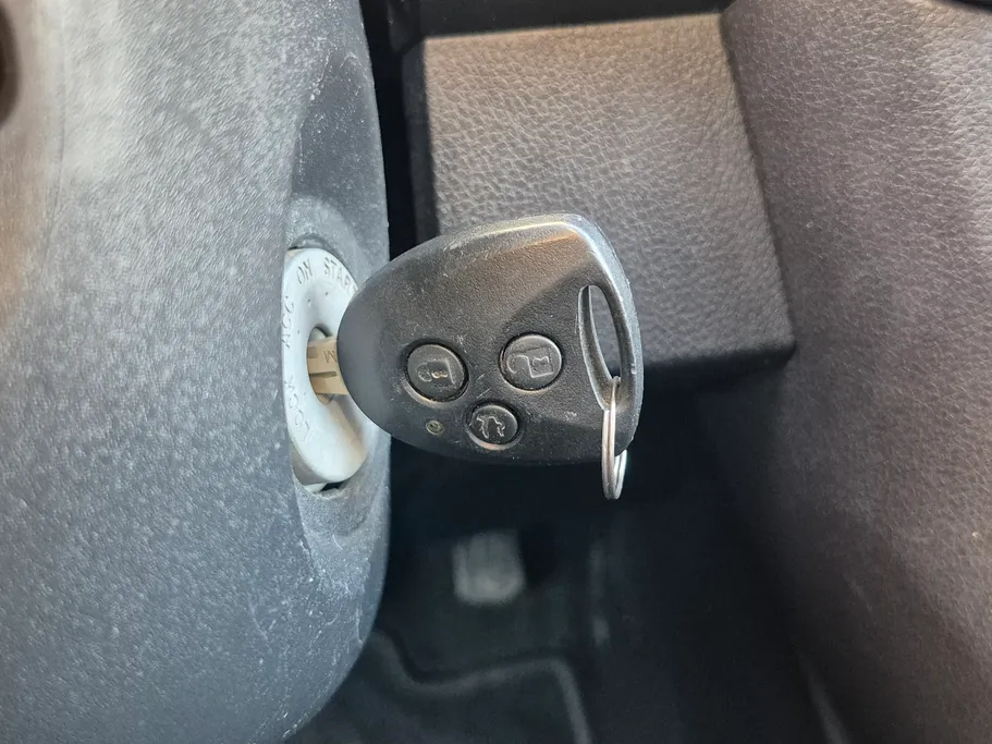 2023 Toyota Yaris  Y 