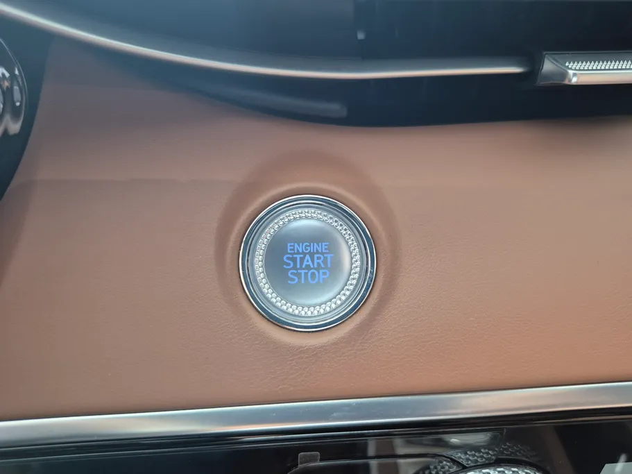 2024 Genesis GV70 Prestige 