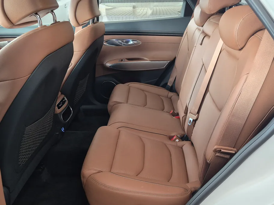2024 Genesis GV70 Prestige 
