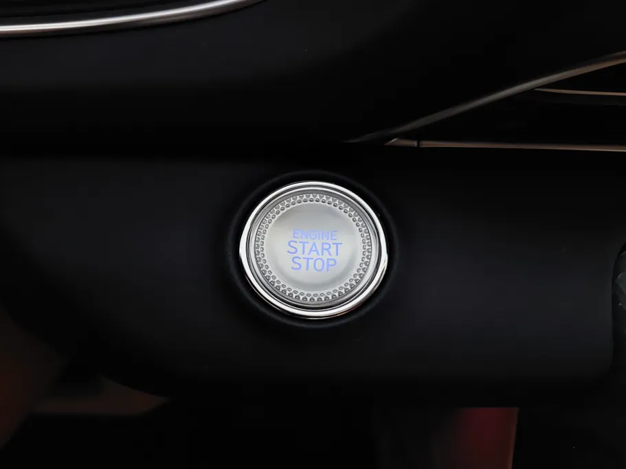 2023 Genesis GV80 Royal 