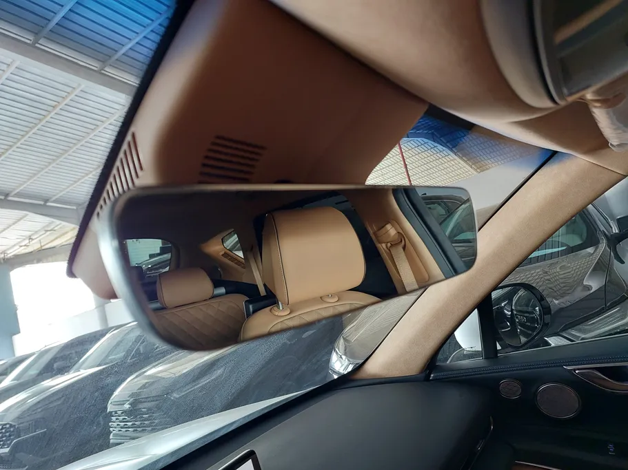 2023 Genesis GV80 Royal 