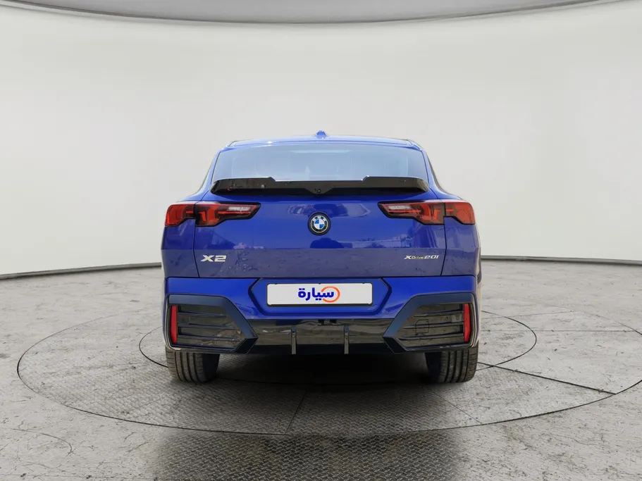 بي ام دبليو الفئة اكس 2 xDrive 20i 2024 