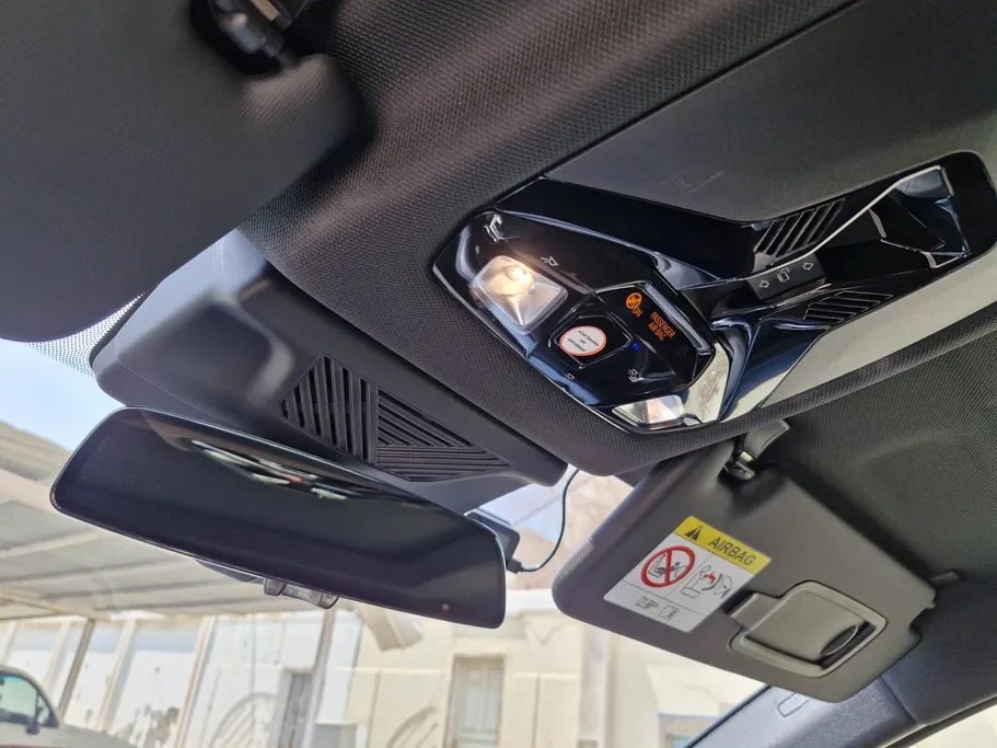 2024 BMW X Series 2 xDrive 20i 