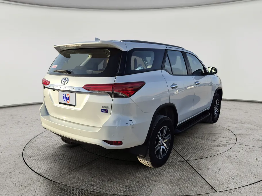 2023 Toyota Fortuner VX 