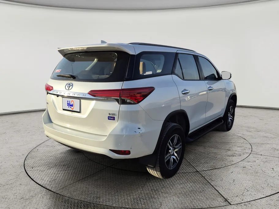 2023 Toyota Fortuner VX 