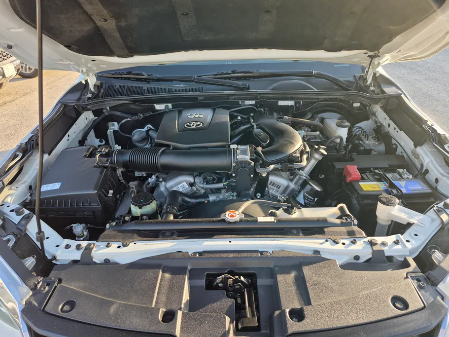 2023 Toyota Fortuner VX 