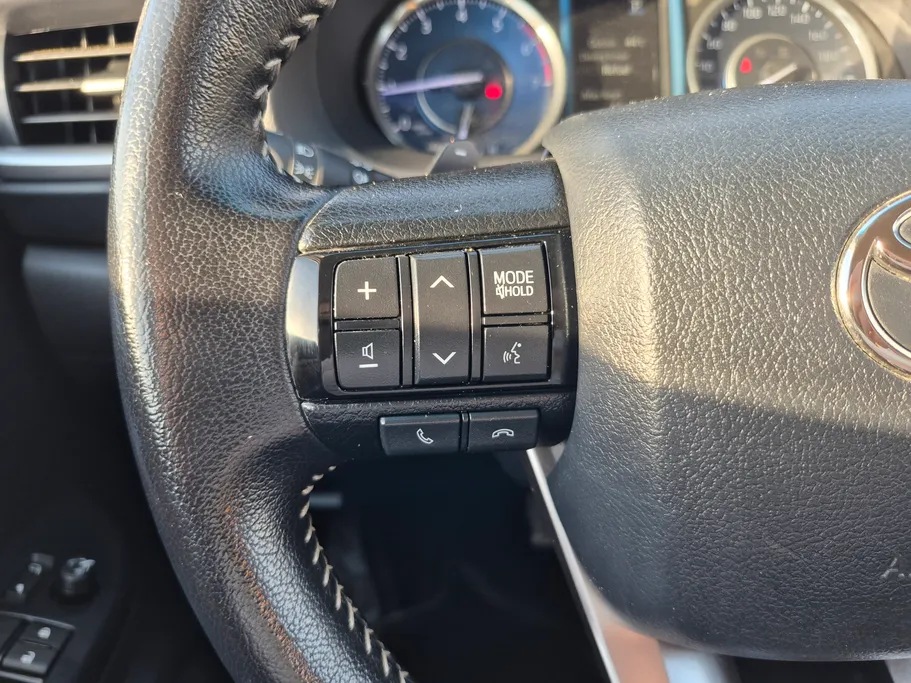 2023 Toyota Fortuner VX 