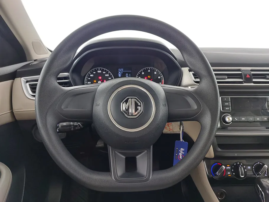 2023 MG 5 STD 