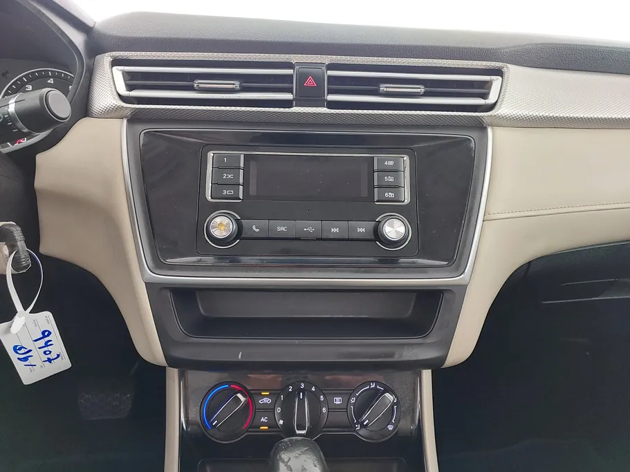 2023 MG 5 STD 