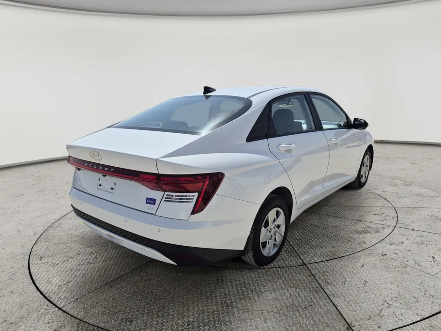 2025 Hyundai Accent Fleet 