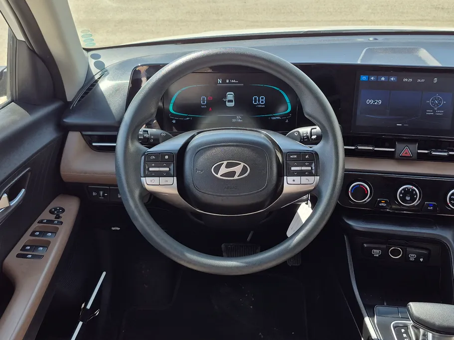 2025 Hyundai Accent Fleet 