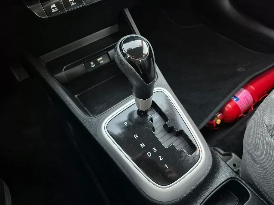2024 Kia Pegas LX 
